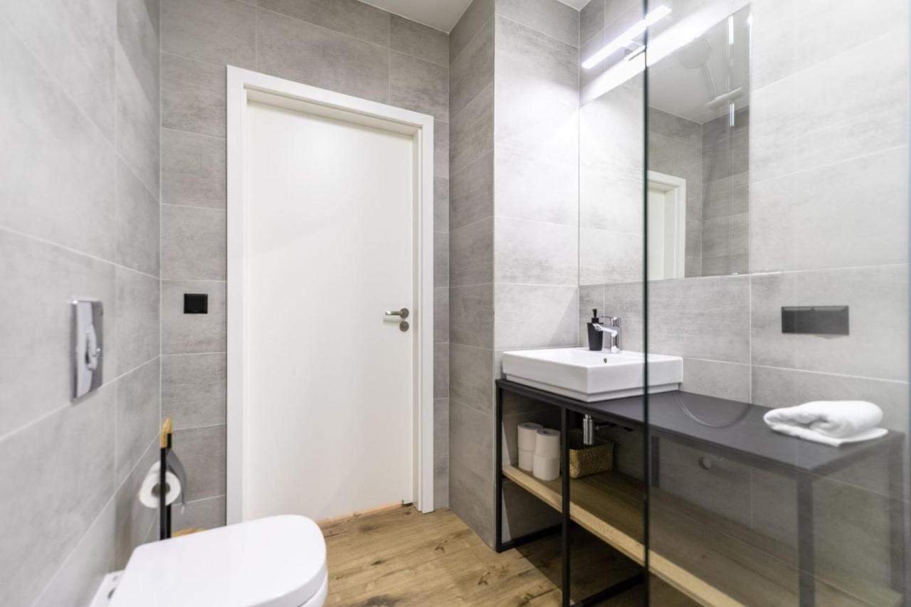 Apartamenty Pod Szyndzielnia Blisko Kolejki I Hali Pod Debowcem - Dream Apart Bielsko-Biała Buitenkant foto
